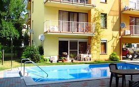 Siraly Apartman
